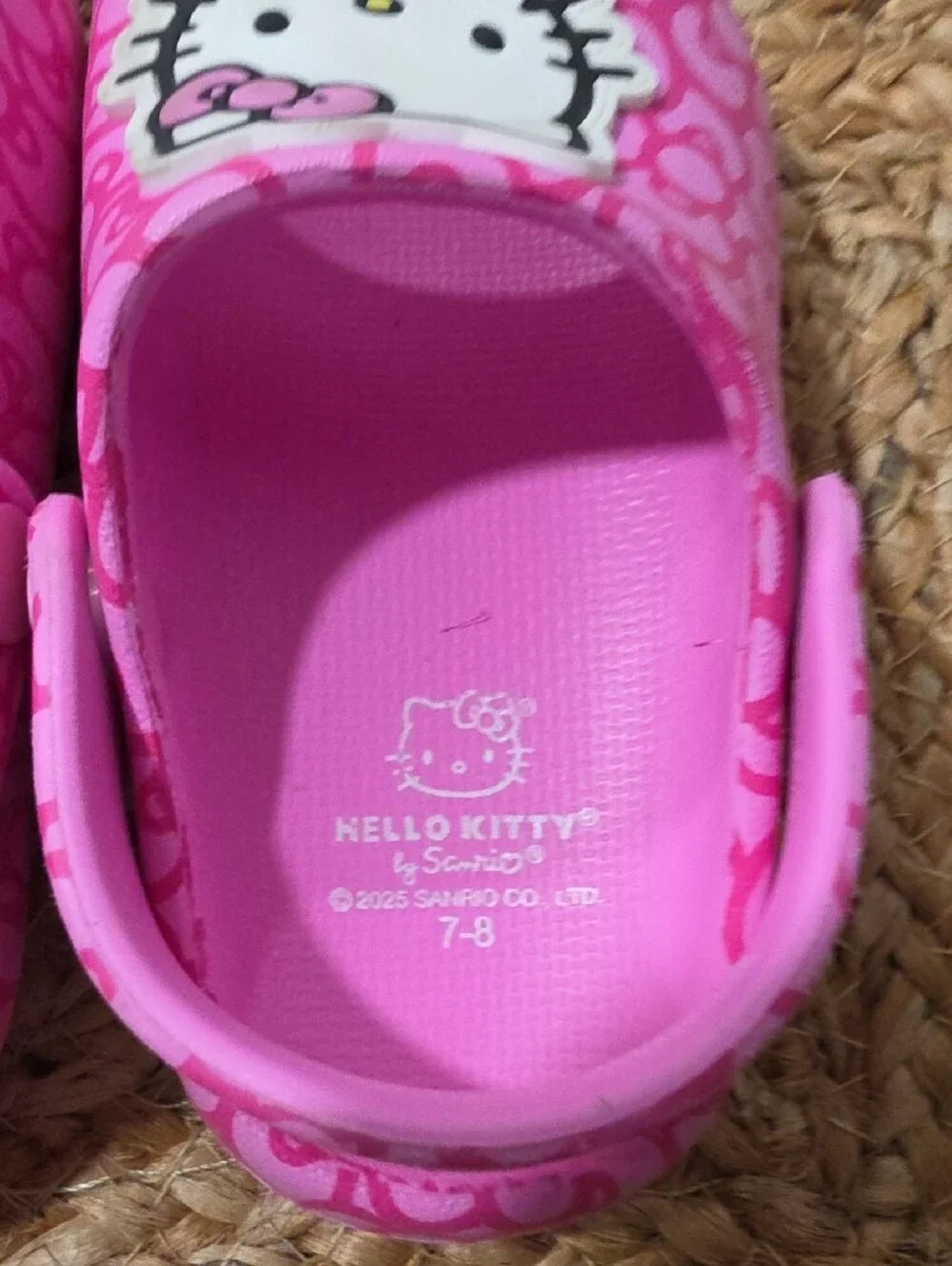 Hello Kitty Girls Bright Pink Slip-On Clog Sandals